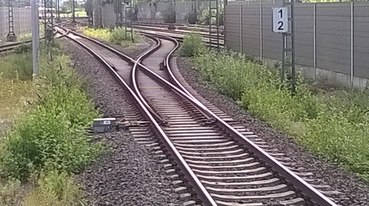 Das S-Bahn Gleis in Troisdorf als Beispiel