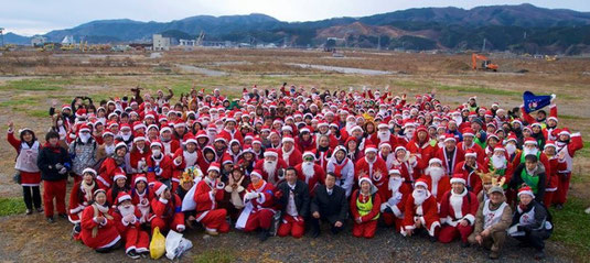 サンタ100人2013@陸前高田市の全体写真。