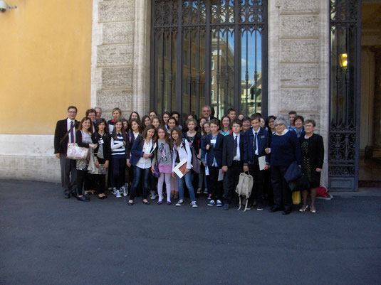 Il Comitato Alunni 2014-2015 davanti a Palazzo Madama