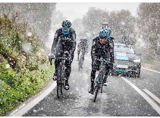 Trying to get in some warm weather training in Mallorca 📷@philpenman