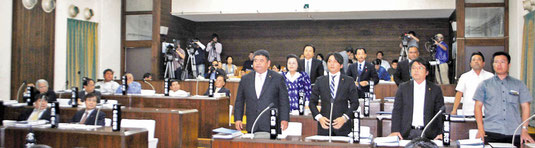 PAC3の配備決議を可決した石垣市議会=27日