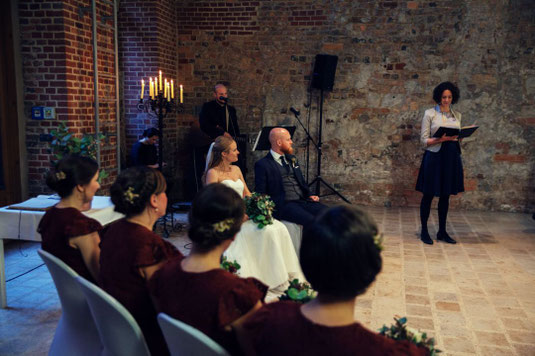 Heiraten in Berlin, Freie Trauung Berlin, Freie Rede Berlin, Freie Trauung Berlin, Freie Hochzeit Brandenburg, Eva Lindner Freie Traurednerin