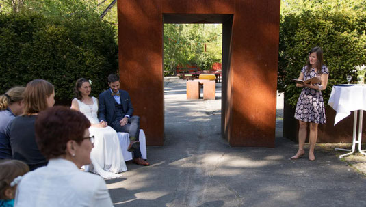 Heiraten in Berlin, Freie Trauung Berlin, Freie Rede Berlin, Freie Trauung Berlin, Freie Hochzeit Brandenburg, Freie Traurednerin