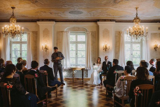 Freie Trauung Bayern, Freier Trauredner Bayern, Hochzeitsredner, Strauß und Fliege, Hochzeitsblog, Heiraten in München