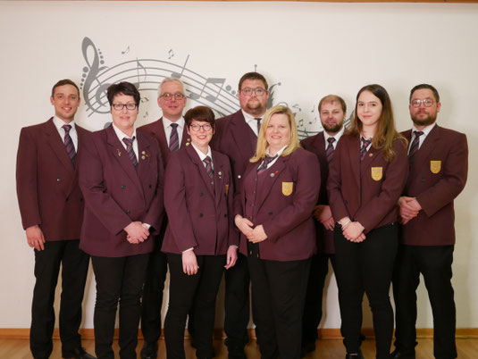 v.l.: Fabian Gersberg (Dirigent), Ursula Grewe, Elmar Wiemers, Melanie Hoppe, Niklas Neimeier, Carola Hoppe, Jan Ewers, Lara Kleinert, Patrick Hoppe