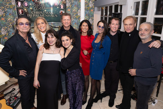 (c) Christian Mikes; v.l.n.r.: Christian Kolonovits, Sandra Soravia-Lepuschitz, Jo Bertl, Juliette Khalil, Gery Seidl, Renate Altenhofer, Brigitte Just, Dominik Am Zehnhoff-Söns, Johnny Bertl, Dieter Kolbeck