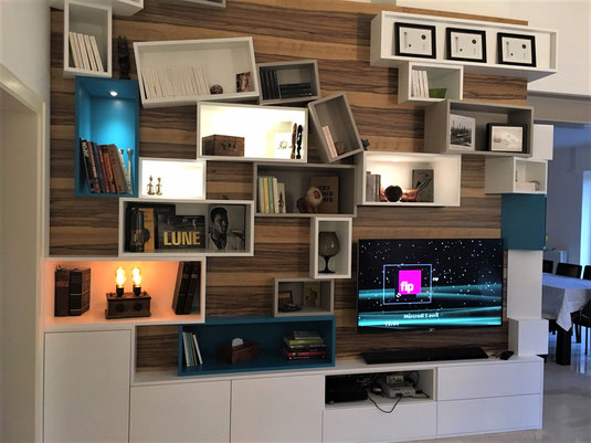 agencement TV audio comptemporain de salon anthonee
