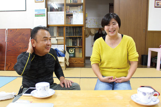 大宮の雨漏り修理専門店「屋根のオカダ」夫妻