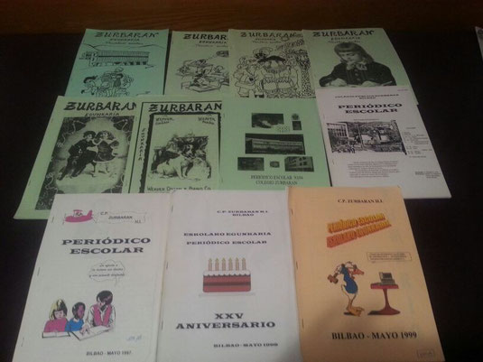 Varios números de una revista realizada por los alumnos en los años 90.