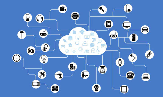 Aktueller Datenschutz in Deutschland / Datenschutzgrundverordnung & Datenschutzrecht in Unternehmen / IoT-Plattformen sind in acht von zehn Unternehmen Thema / Bedenken wegen Datensicherheit und Kosten