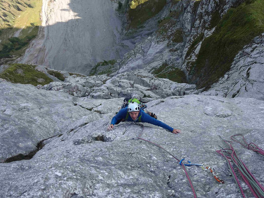 Dirk schleicht sich an den Stand der vierten Länge an