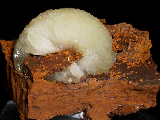 Adamite - Ojuela mine, Mapimì, Mapimì munic., Durango, Mexico