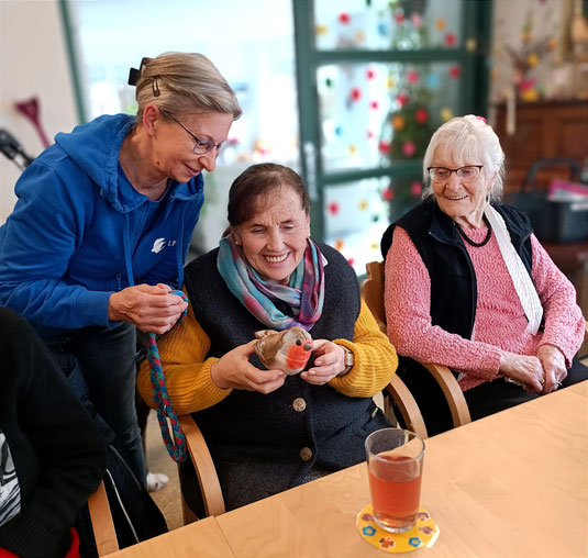 LBV-Besuch in der Tagespflege in Ickelheim
