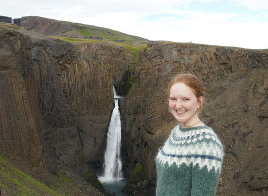 Ulrike auf dem Weg zum Hengifoss