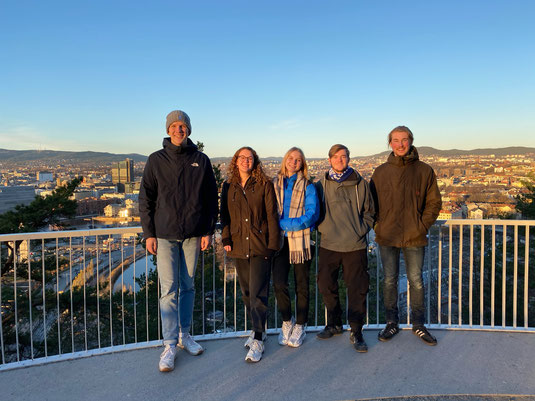 Die Bergen-Praktikanten zu Besuch bei Elske und Franka in Oslo.