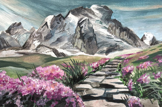 Gouachestudie "Bergpfad": dunkle Wolken über schroffem Felsgestein, ein Pfad führt hinauf, umsäumt von lila Blühpflanzen