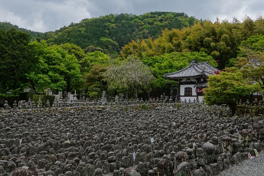 Adashino Nenbutsu-ji temple, 8000 gravestones, Japanese culture, Kyoto spiritual places