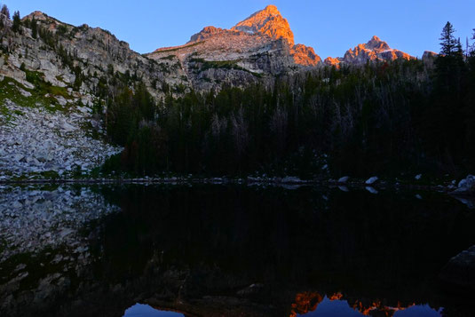 Alpenglow, Tetons, sunrise Grand Tetons, backcountry, hiking, camping
