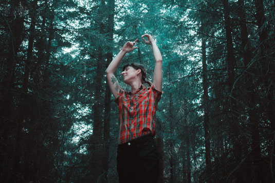 Ourdoor love, Sarah Bauer, How to take a walk, awareness, forest bathing