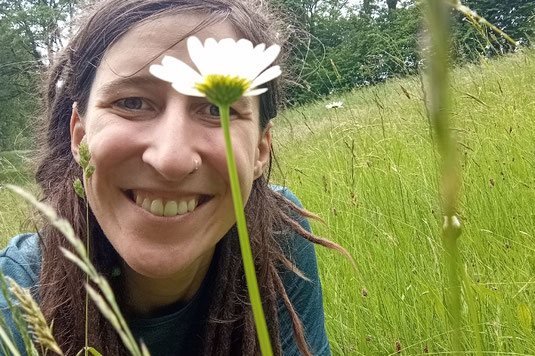 Natural wildlife gardening for beginners, tips and reseources, Sarah Flory, SquirrelSarah