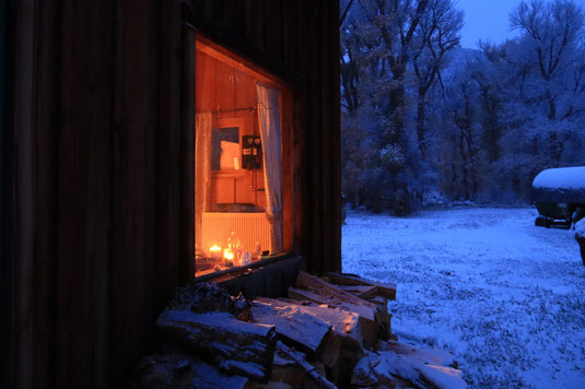 Snowed-in Wyoming, snow storm, roadtrip USA