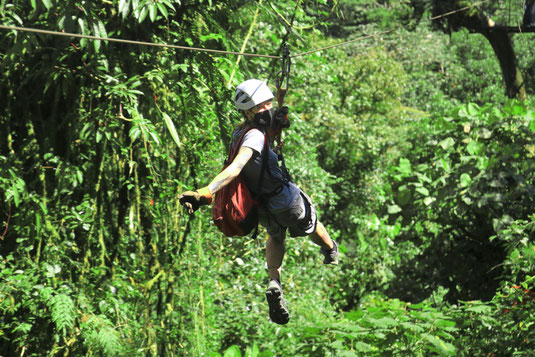 Ziplining, Costa Rica, Regenwald, Abenteuer, Lonelyroadlover