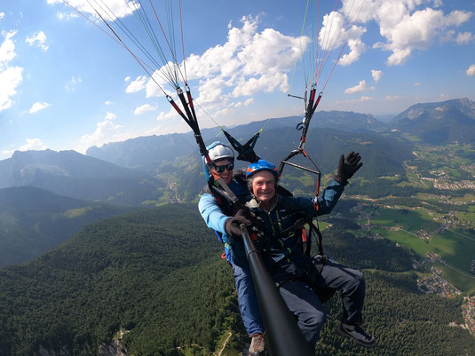 Parasailing, age gap relationship, mounains, action, fun, Alps