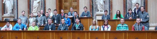 Die Kremser Fachschüler im Parlament. Foto: HTL Krems