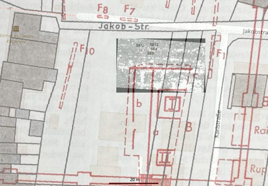 Grob georeferenzierter Grabungplan aus den 1960ern mit den ergrabenen Mauerzügen und Tempeln sowie Suchschnitten und Kastellmauerverlauf. Darunter die Radarmessung und als Hintergrund moderne Straßenkarte Openstreetmap 2025.