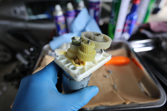 レンジローバースポーツ/ディスカバリー４パーキングブレーキアクチュエーターEPB Discoveryﾊﾟｰｷﾝｸﾞﾌﾞﾚｰｷｲｼﾞｮｳ - 「Shozen Auto（ショーゼンオート