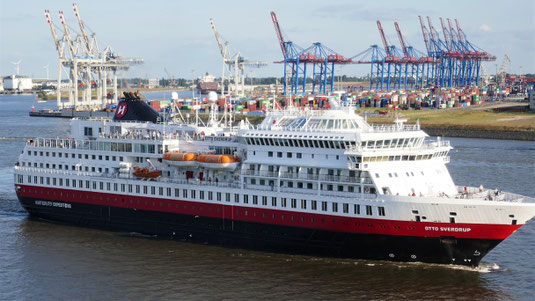 MS Otto Sverdrup bei der ersten Ausfahrt aus dem Hamburger Hafen am 24.08.2021, Hamburg, Deutschland (Foto Reinhard Helle)