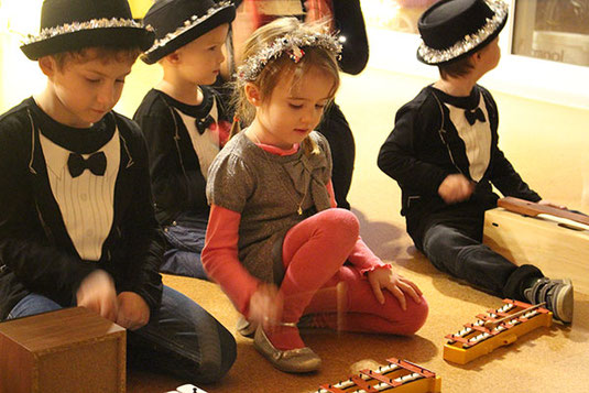 Musik und Bewegung für Kleinkinder mit Annette Flury-Jegge