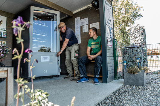 Automat Forellomat Forell-o-mat Verkaufsautomat Fisch Frischer Fisch Fischzucht Forellenzucht Simon