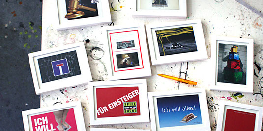 Alle Postkartenollagen (14,8 x 10,5 cm) in weißen Holzwechselrahmen (20,2 x 15,2 cm)