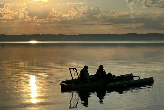 Kartierung vom Tretboot aus (Foto: Martin Hippius)