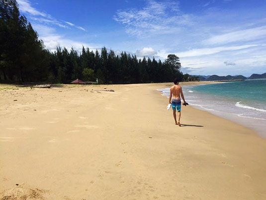 Plage deserte de Banda Aceh découverte au retour de pulau We