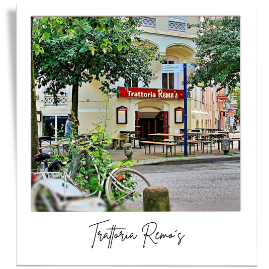 Kiez-Kapitän Touren auf der Reeperbahn – Beatles-Touren und Stadtführungen durch St. Pauli und Hamburg. Die Kiez-kapitän Reeperbahn & Beatles Kieztour.