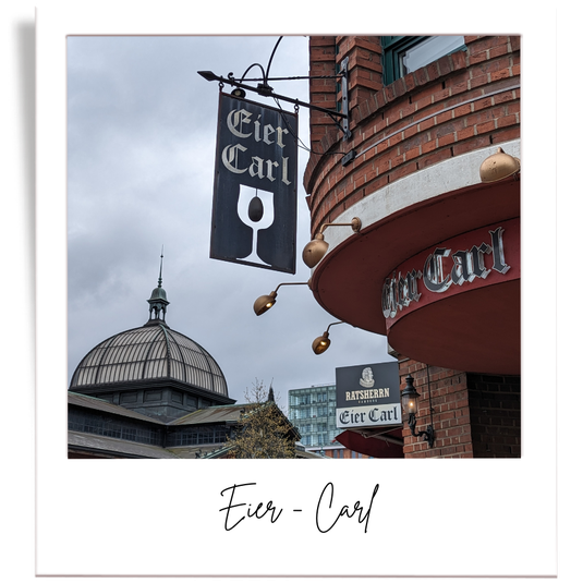 Kiez-Kapitän Touren auf der Reeperbahn – Beatles-Touren und Stadtführungen durch St. Pauli und Hamburg. Die Kiez-kapitän Reeperbahn & Beatles Kieztour.