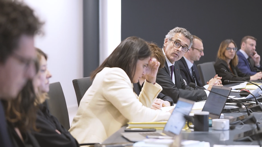 Réunion à la préfecture d’Île-de-France filmée dans le cadre d’un film de communication interne
