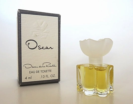 LA RENTA : OSCAR, EAU DE TOILETTE 4 ML - FLACON MOUVEMENTE, BOUCHON EN PLASTIQUE TRANSLUCIDE
