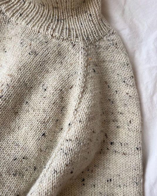Zipper Sweater von PetiteKnit als Strickset bei Wooltwist.de