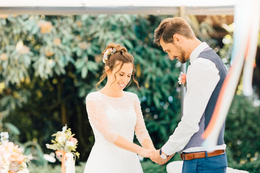 Freie Trauung Bayern, Freie Rednerin Laura, Freie Hochzeit Bayern, Hochzeitsrednerin Bayern