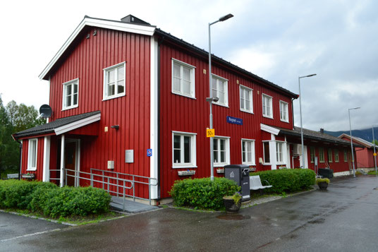 Het station van Rognan. 