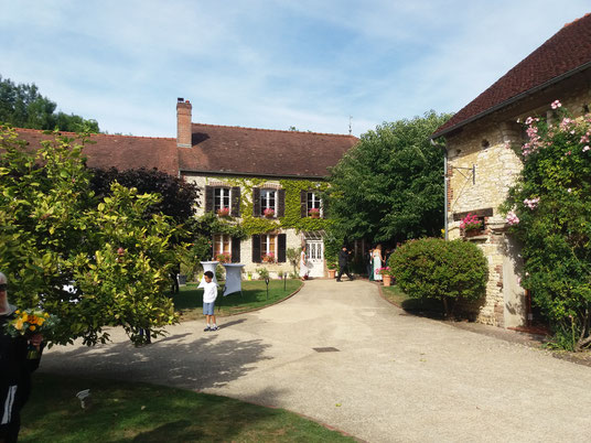 destinationwedding france beaune elope in france elope to burgundy luxury elopement