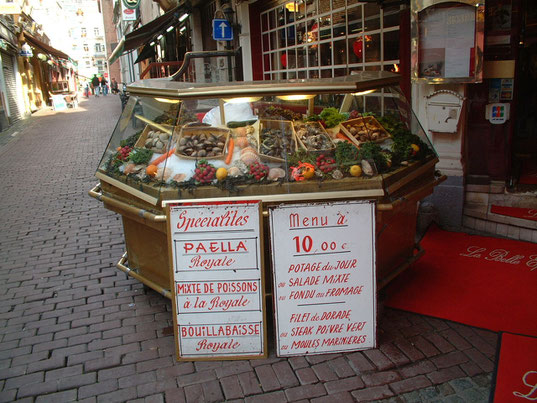 Grenzend aan de St.-Hubertusgallerij vind je de artistieke straatjes met de vele gezellige visrestaurantjes.