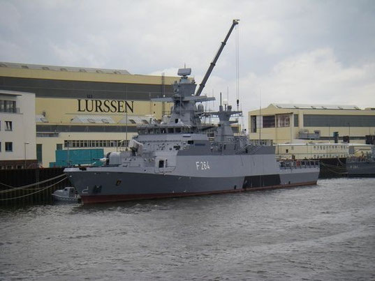 Korvette "Ludwigshafen am Rhein" in der Lürssen-Werft - Foto: K. Heidemann