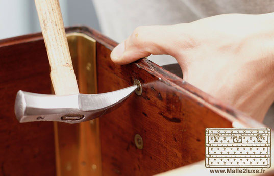 rivetage de serrure louis vuitton