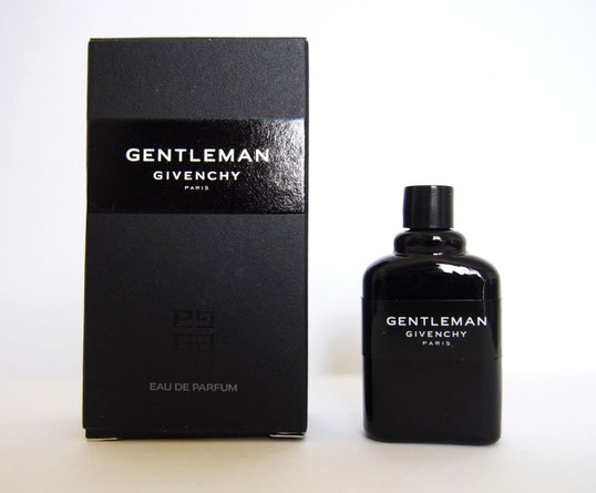 2019 - GENTLEMAN GIVENCHY - EAU DE PARFUM 3 ML : FLACON EN VERRE OPAQUE NOIR, BOÎTE NOIRE