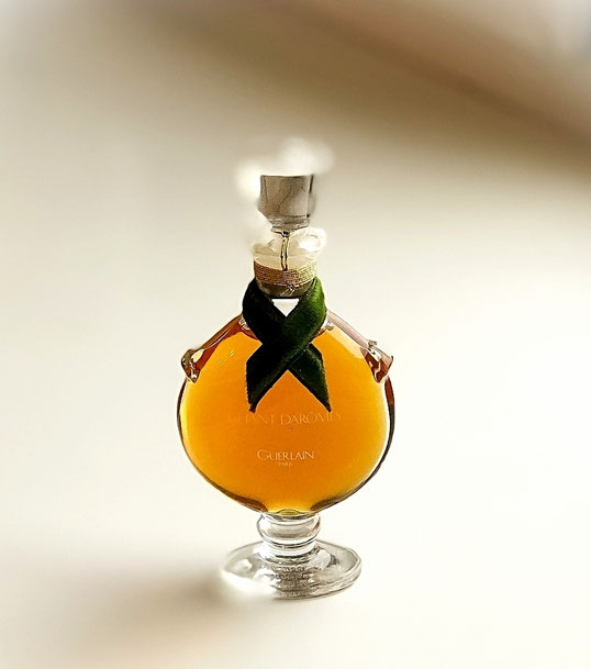 GUERLAIN - CHANT D'ARÔMES : EAU DE PARFUM - FLACON AMPHORE EN CRISTAL DE BACCARAT