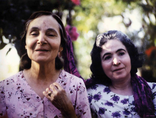 Mehera & Mani. Photo taken by Larry Karrasch